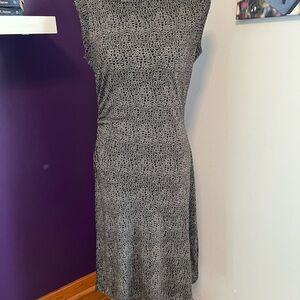 7 for $30 Mossimo Gray Patterned Dress